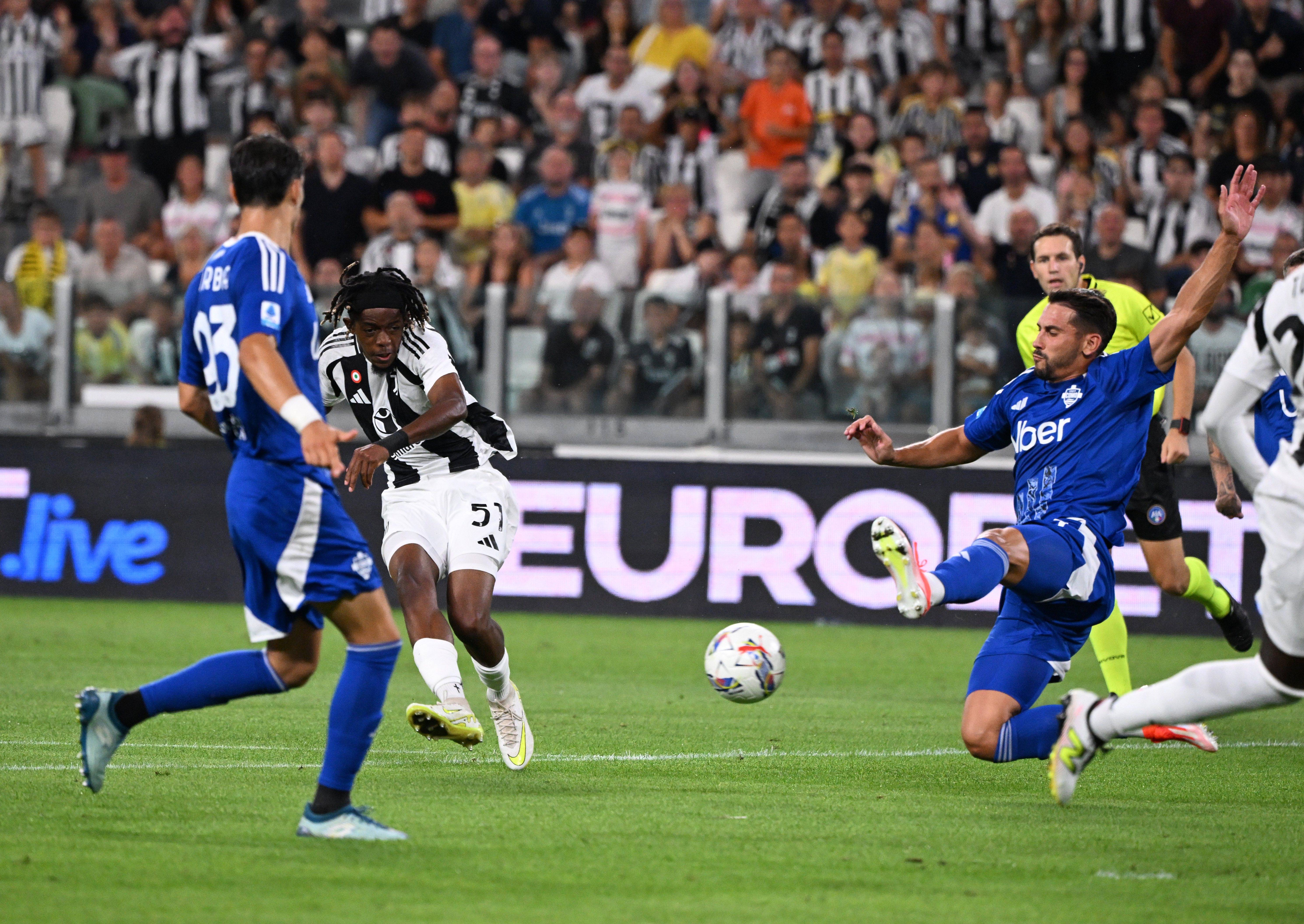 包含马赛客场逼平图尔，欧战形势不容乐观的词条