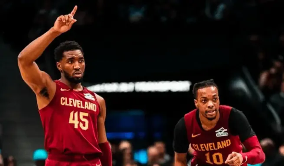 包含骑士大胜国王,东部球队逐渐崛起的词条 包含骑士大胜国王,东部球队逐渐崛起的词条