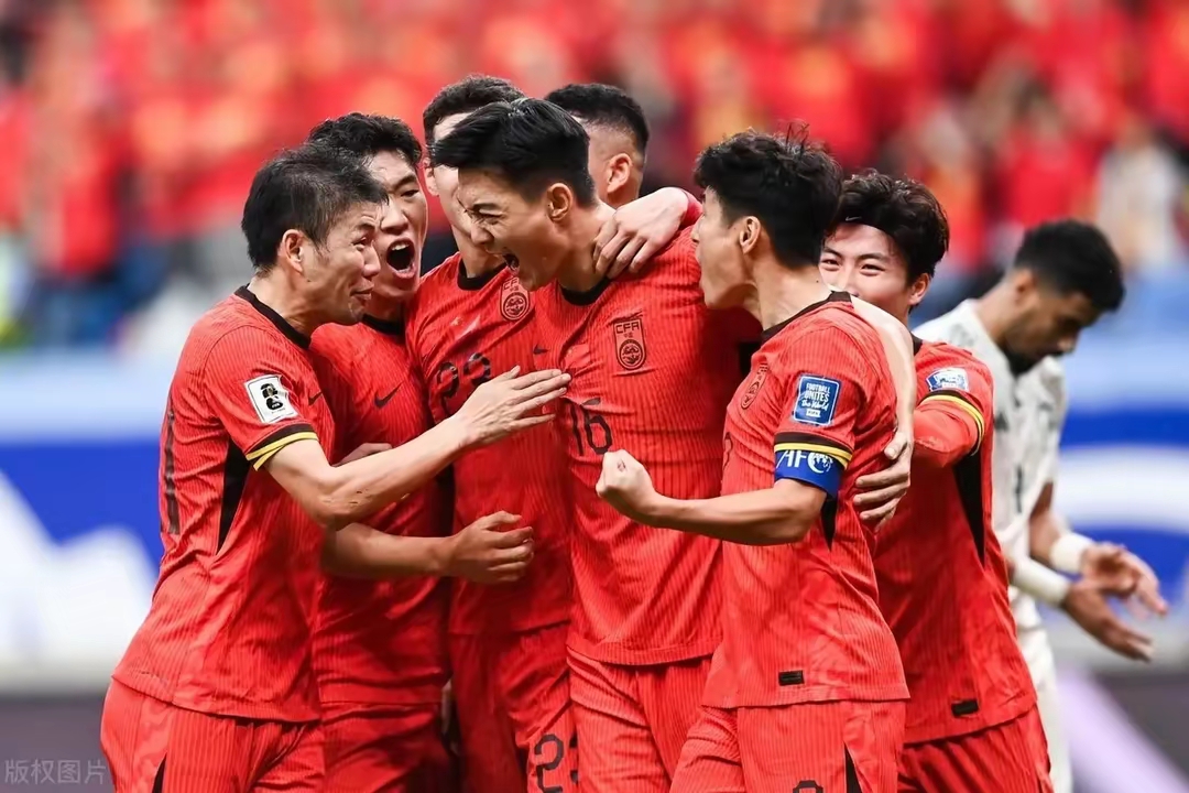 红火对抗！国内足球强队角逐最高荣誉的简单介绍